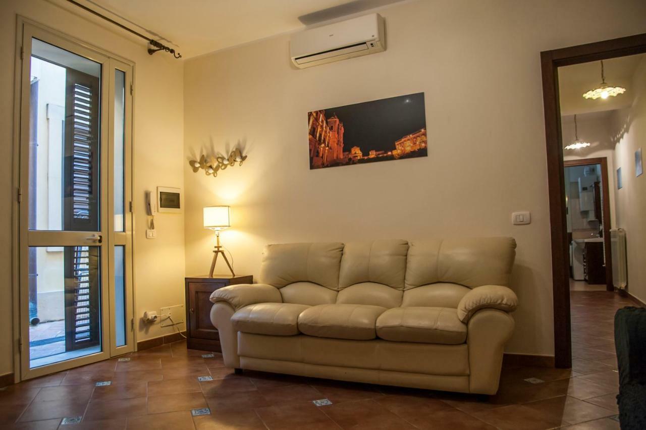 la lanterna casa vacanze Apartamento Noto Exterior foto